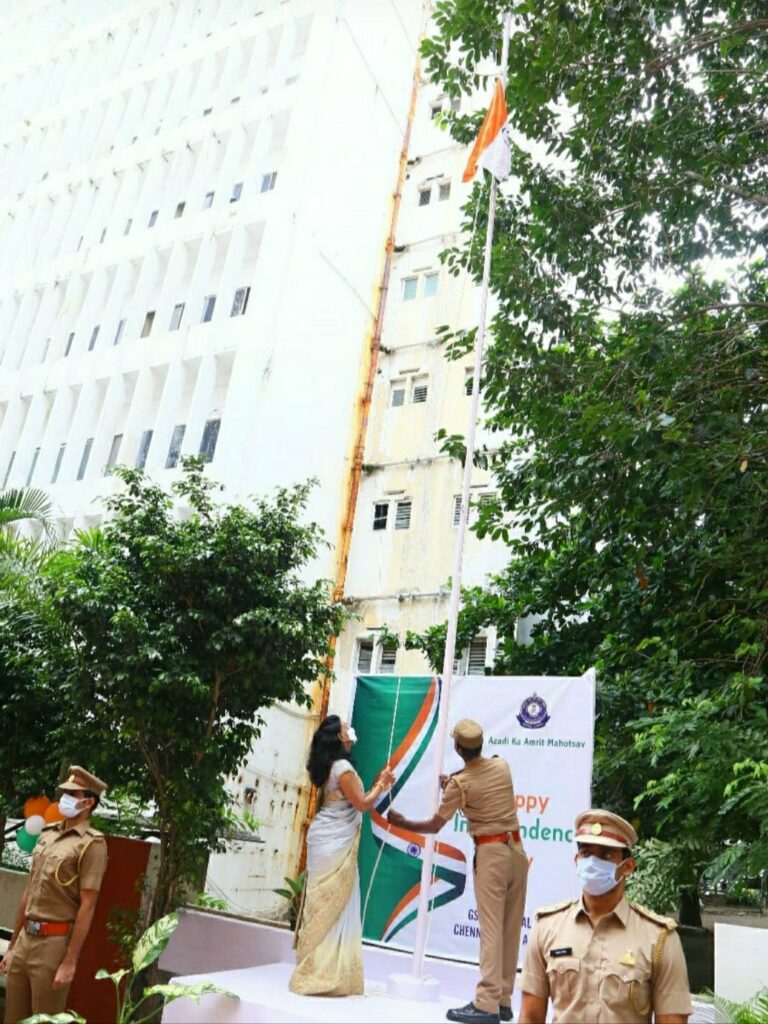 நம் நாட்டின் 75-வது சுதந்திர தினத்தை முன்னிட்டு, சென்னை தெற்கு சரக்கு மற்றும் சேவை வரி ஆணையரகம் மற்றும் தணிக்கை-II ஆணையரகம் சார்பில் சுதந்திரதின விழா நடைபெற்றது.   