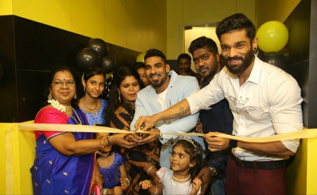 Three time Mr. World Title Winner Mr. R.Manikandan launched ‘Team Fibre, Lifestyle & Fitness Studio’ by Mr. India Title Winner Mr.Jammy at Moolakadai, Chennai