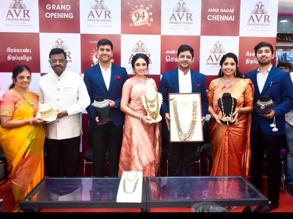 Grand Inauguration of the 18th Branch and first store of AVR Swarna Mahal Jewellers At Anna Nagar, Chennai