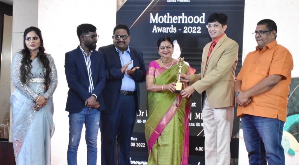 Suhaa cosmetic clinic honoring motherhood achievers award 2022 Suhaa successfully