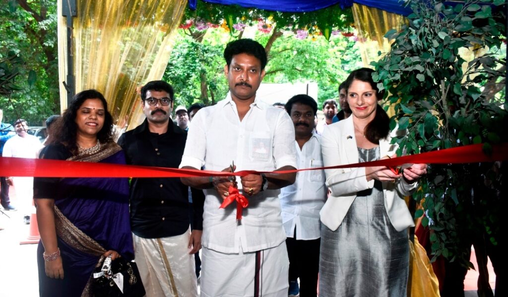 Hon’ble Minister of School Education of Tamil Nadu – Thiru. Anbil Mahesh Poyyamozhi and Ms.Sarah Kirlew (Australian Counsel General to South India) inaugurate ‘Build HQ’ – India’s first Building Material and Interior Superstore at Egmore Chennai