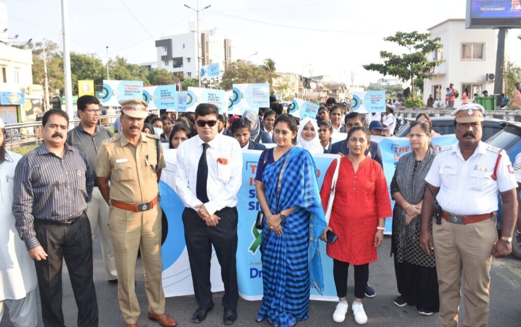 Dr. Agarwals Eye Hospital organises Human Chain & Walkathon to create awareness on Glaucoma disease and treatment