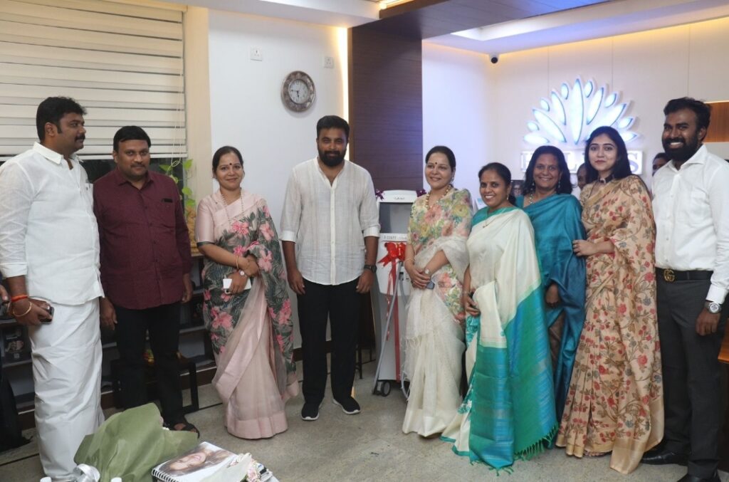 Helios Advanced skin, Hair & Laser Clinic Inaugurated the Ultrasound & RF Machine by Actor Sasikumar on the occasion of 1st Anniversary Celebration