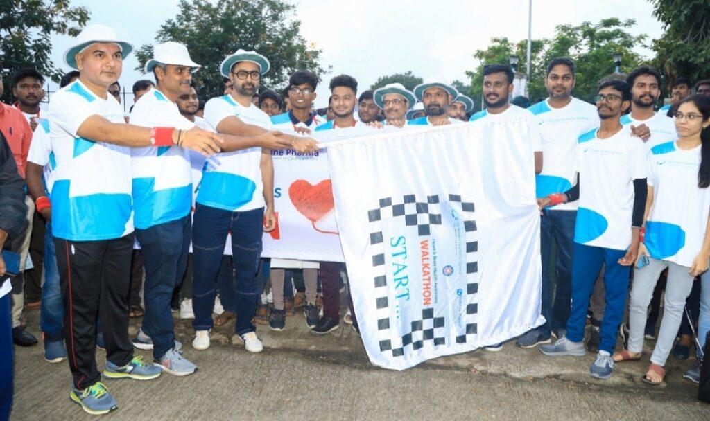 Gleneagles Healthcity Chennai Organises Walkathon for a Healthy Heart and Brain Actor Prasanna Flagged off and Participated the Walkathon