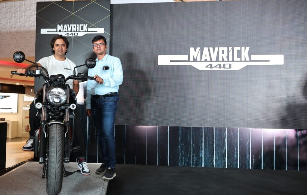 HERO MOTOCORP LAUNCHES A NEW PREMIUM MOTORCYCLES IN CHENNAI