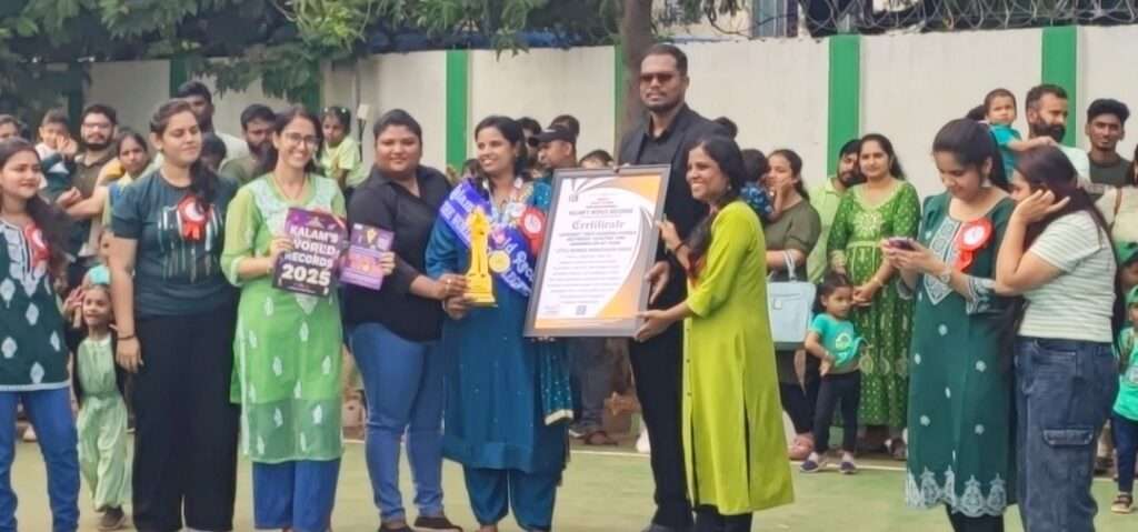 லிட்டில் பெர்ரீஸ் மாண்டோசரி பள்ளியின் இயக்குநர் ராதிகா செய்தியாளர்களிடம் தெரிவித்ததாவது: