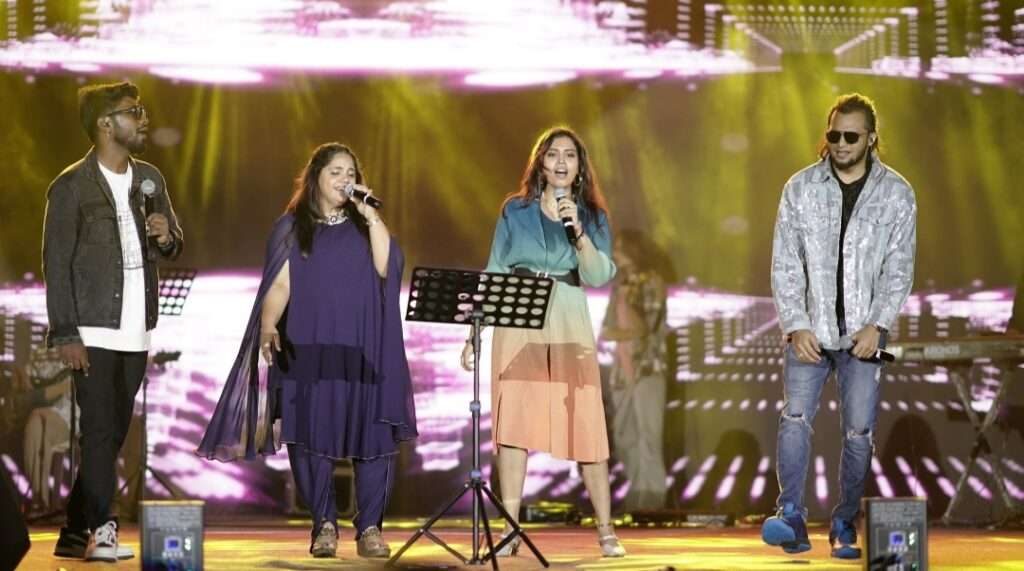 Navin’s Cedar Festive Night Lights Up Medavakkam with Music & Energy