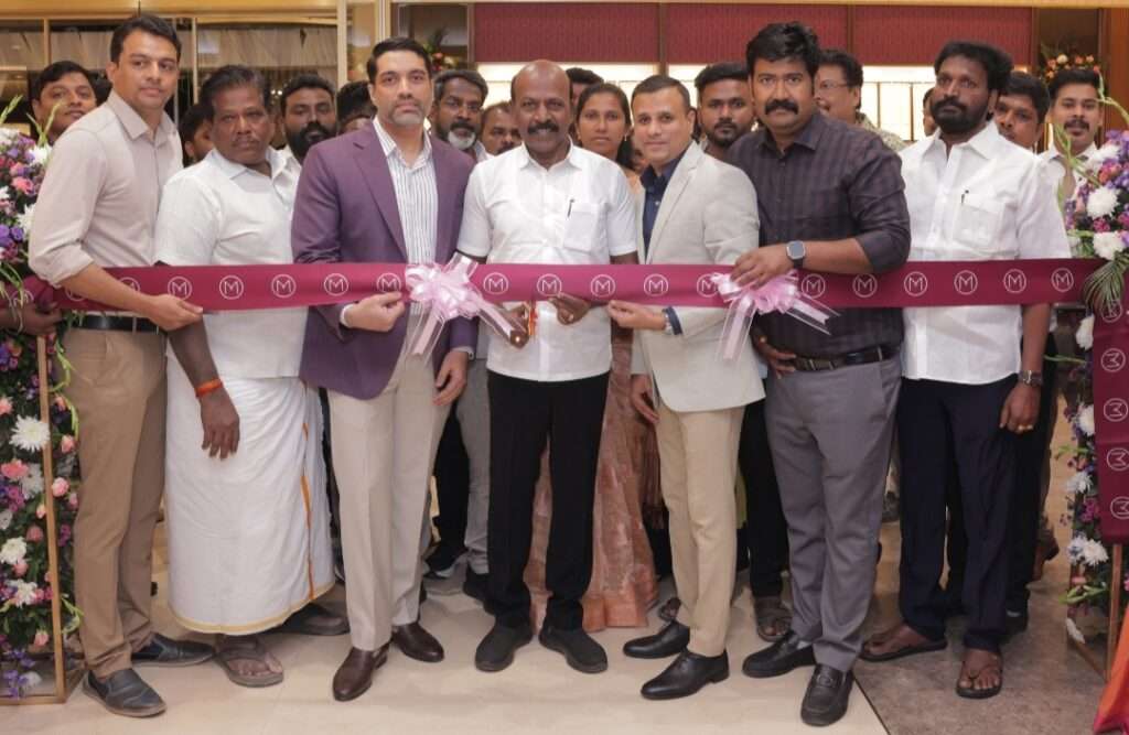 மலபார் கோல்டு & டைமண்ட்ஸ் தமிழ்நாட்டில் தனது 33வது புதிய ஷோரூமை இன்று சென்னை அடையாரில் திறந்துள்ளது.
